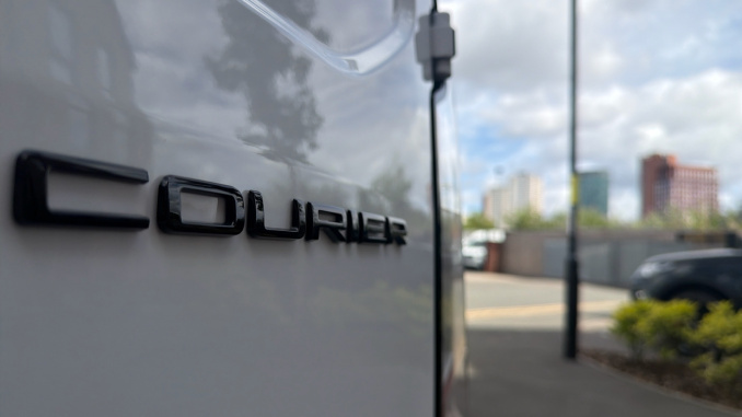 Ford Transit Courier Diesel 1.5 EcoBlue Trend Van - Image 34